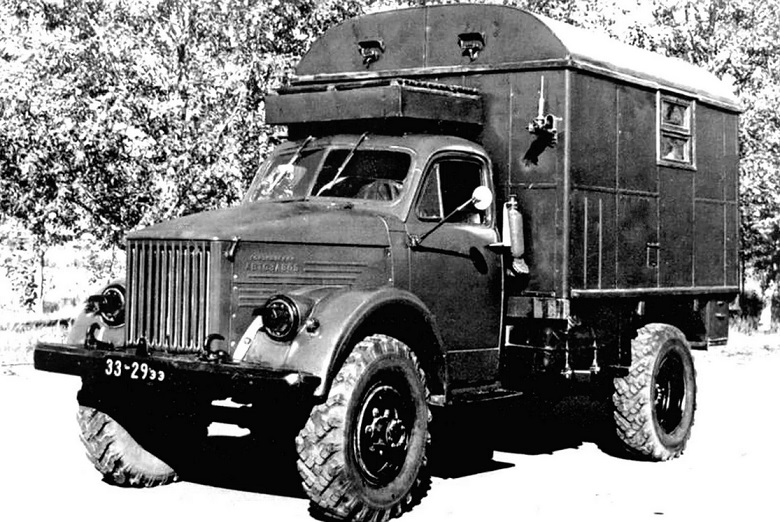 Радиорелейная двухдиапазонная станция Р-405